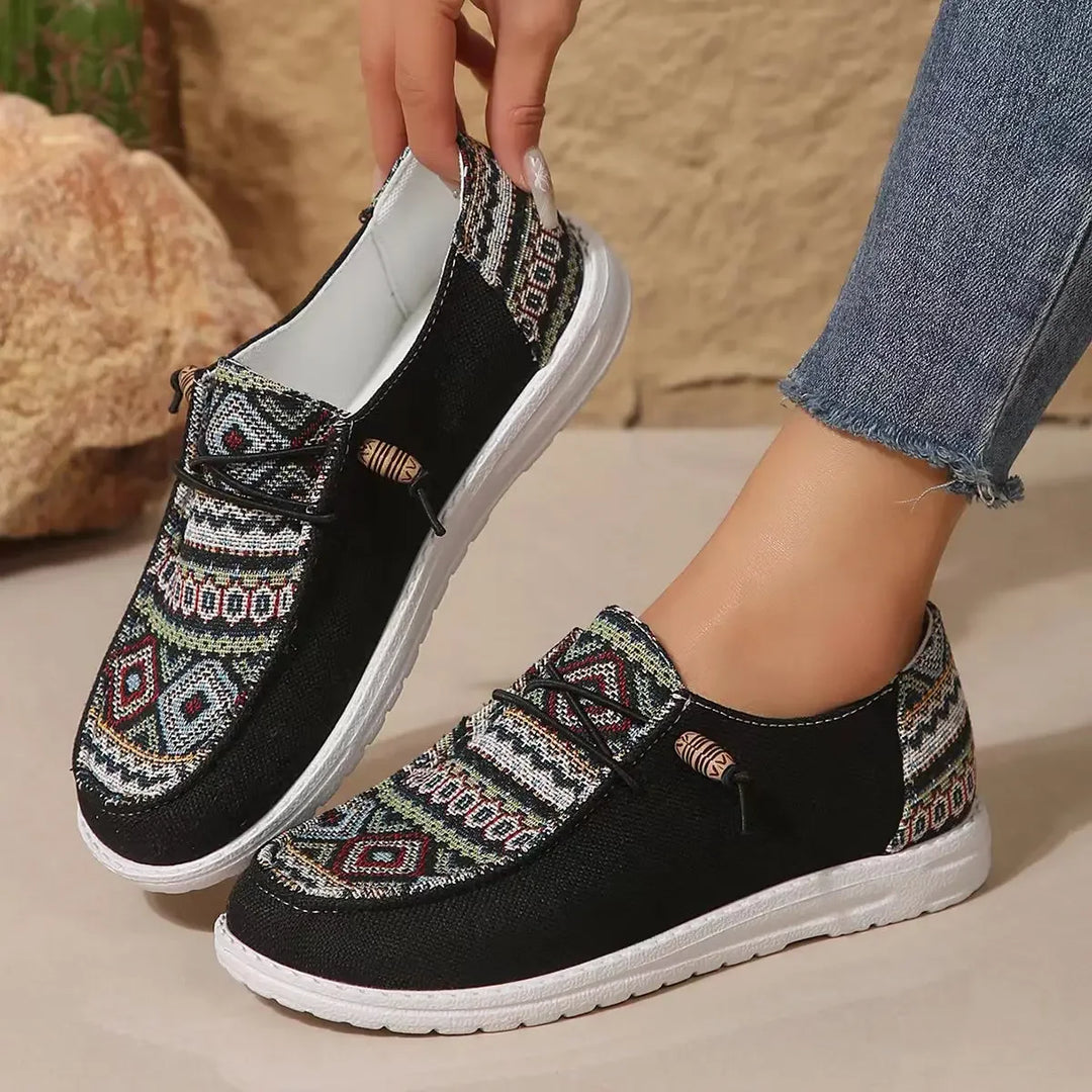 Women's Lightweight Sports Shoes Spring Fashion Flats Lace Up Soft Sole Casual Sneakers Women Comfortable Non Slip Walking Shoes