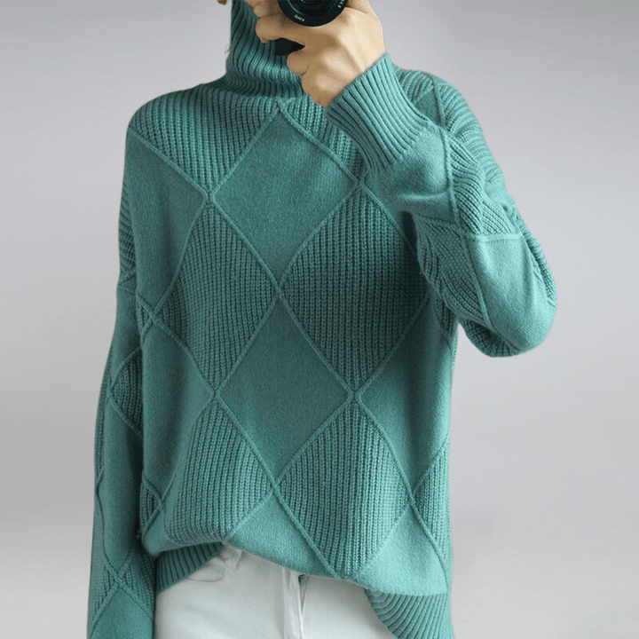 Joanne - Soft turtleneck sweater